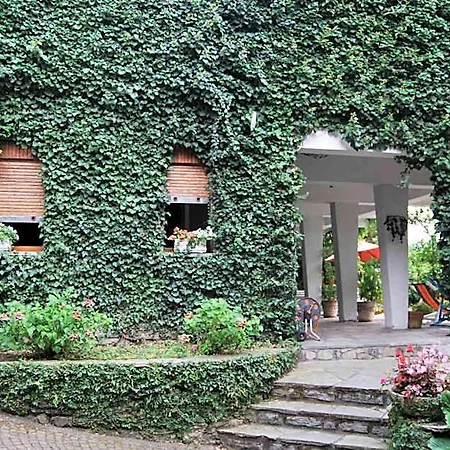 Couette-café Le Ortensie -lago Di Lierna