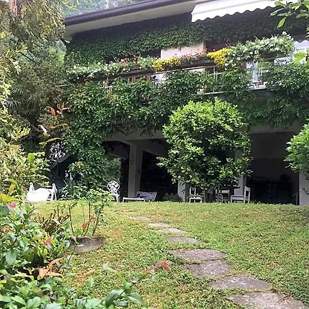 Couette-café Le Ortensie -lago Di Lierna