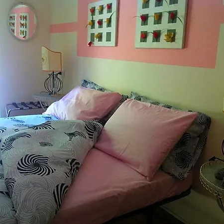 Couette-café Le Ortensie -lago Di 3*