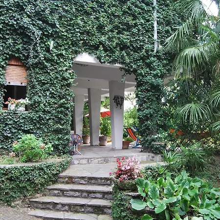 Bed and breakfast Le Ortensie -lago Di 3*