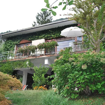 Le Ortensie -lago Di Bed and Breakfast 3*