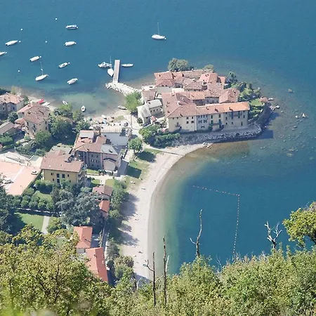 Le Ortensie -lago Di * Lierna